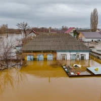 Помощь медикам, пострадавшим от наводнения в Оренбургской области